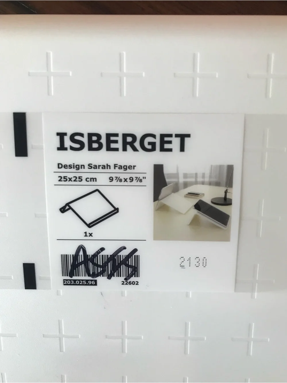 IKEA ISBERGET New White/Off-White Slim Profile Minimalist Tablet Stand